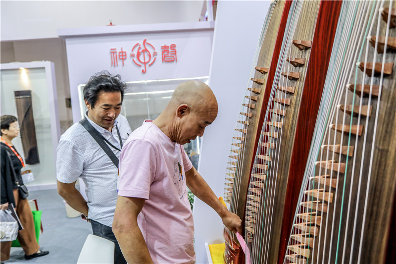 神声古筝亮相北京生活乐器展